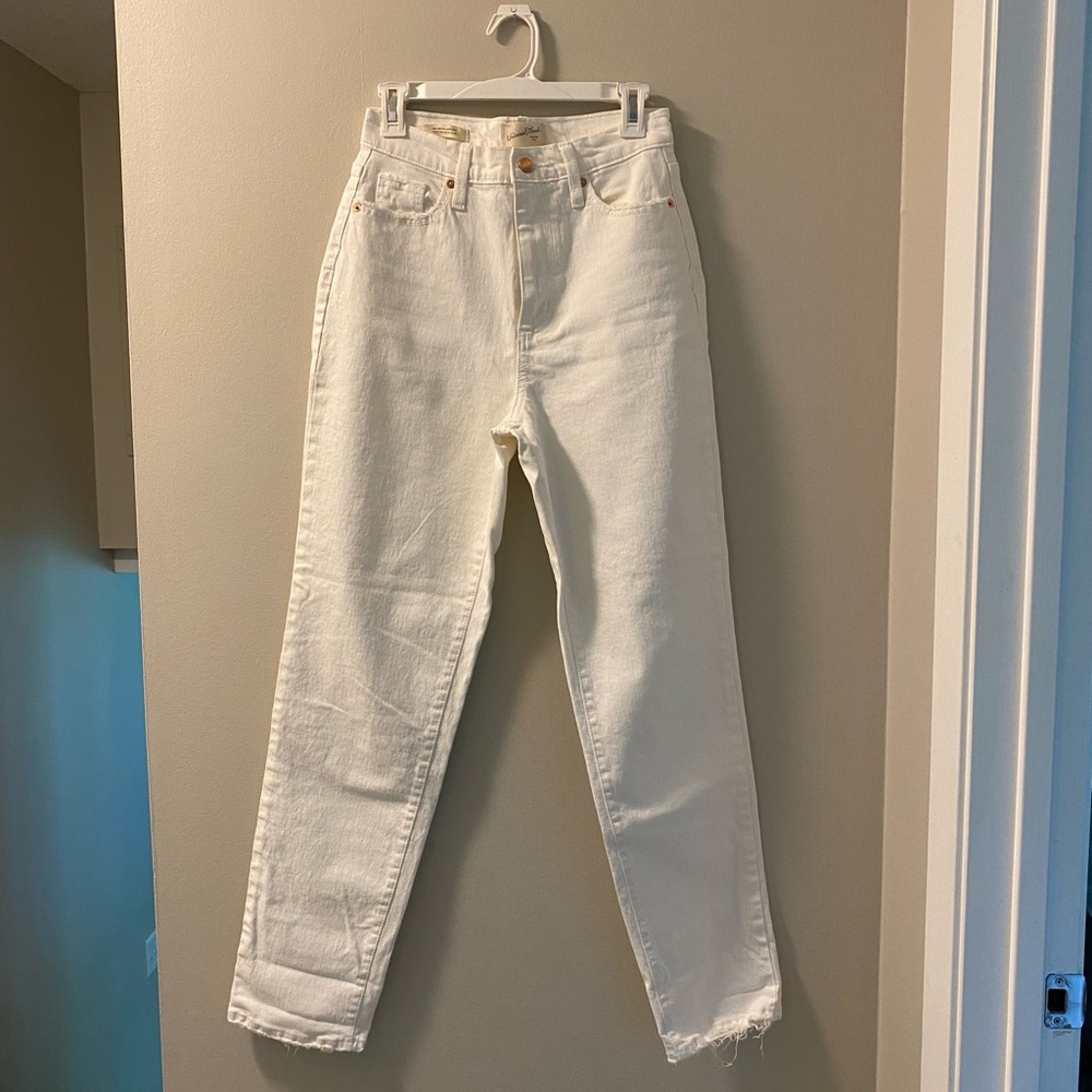 Universal Thread Women's High-Rise 90's Vintage Straight Jeans White Size 4R